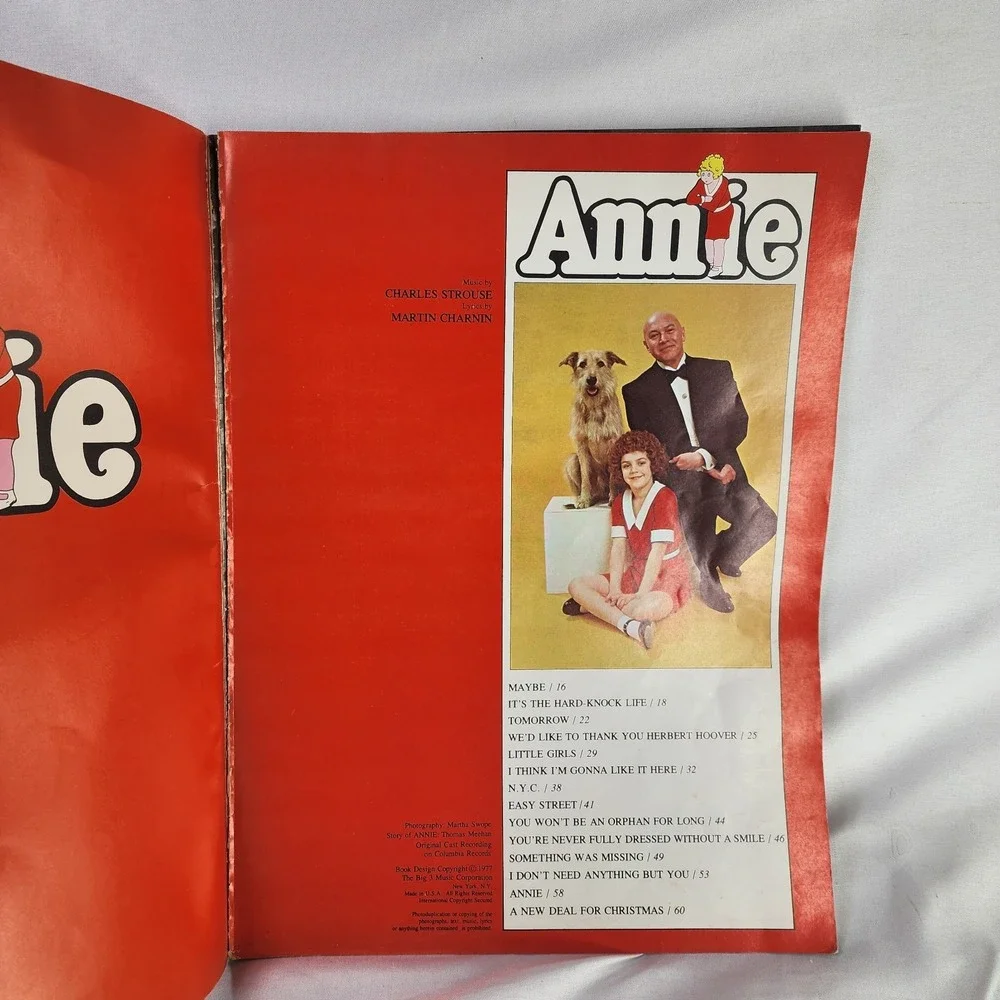 All‎ The Vocal Selections From Annie Song Book Charles Strouse Martin Charnin